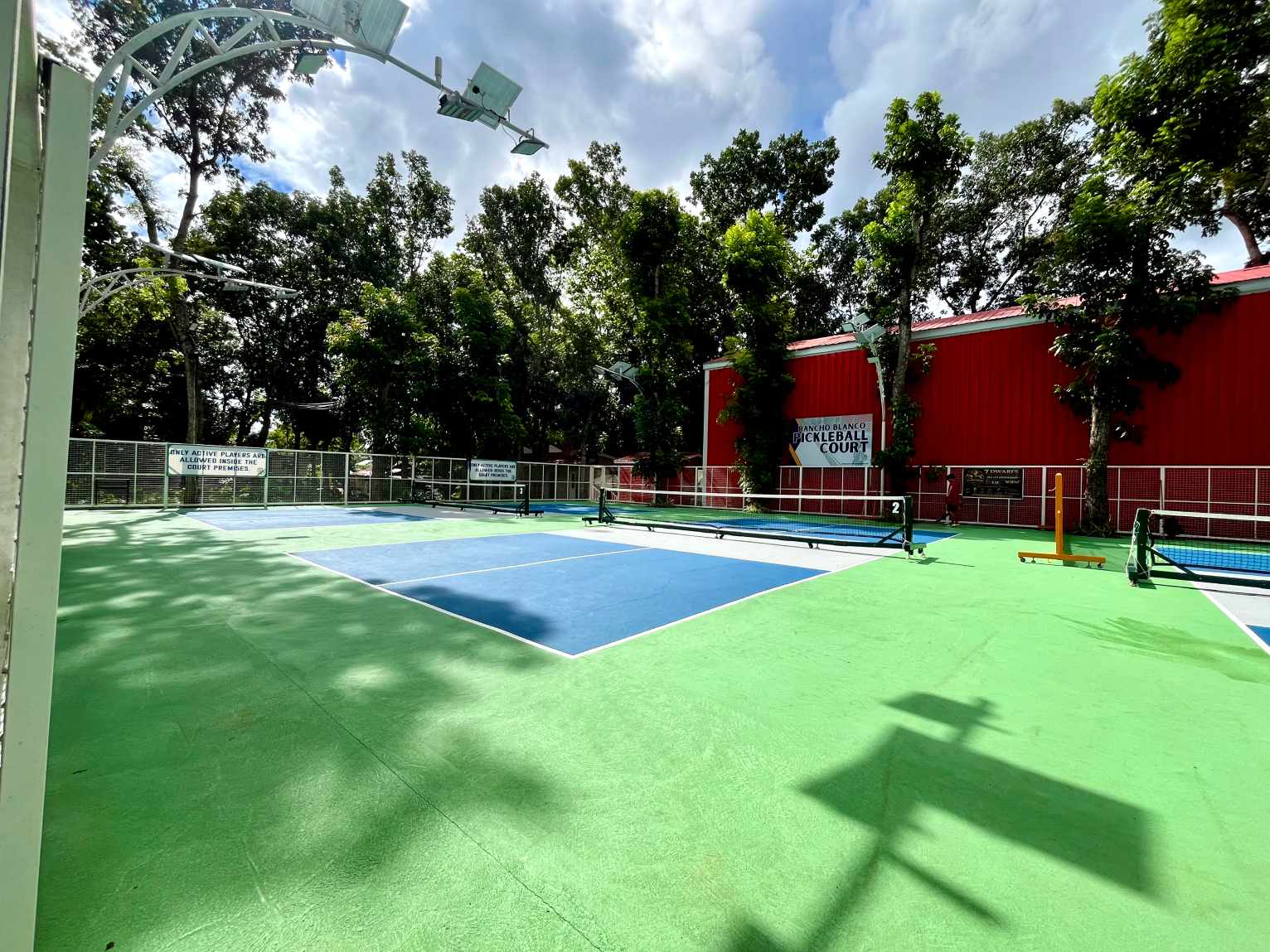 Pickleball court at Rancho Blanco